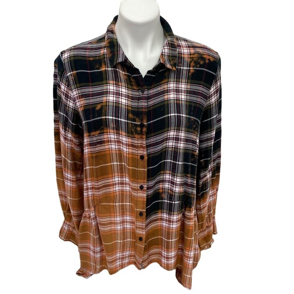 Peace & Pearls Womens Plaid Button Up Sz Large Upcycled Bleach Ombre Stencil - Picture 8 of 12